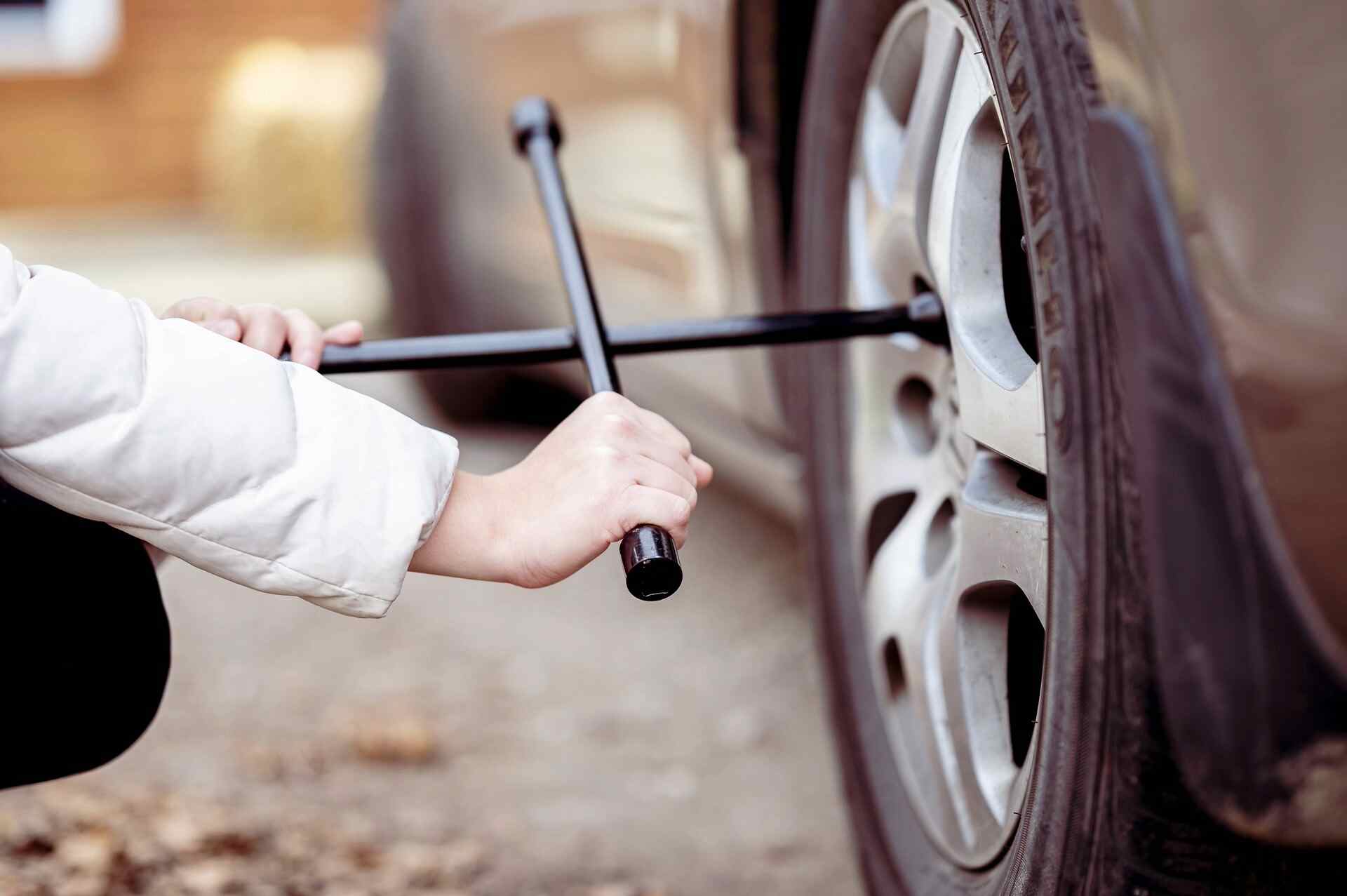 Mobile-tire-replacement-unidad-movil-cambio-rueda-a-domicilio